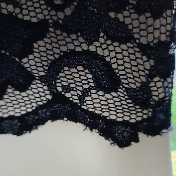 Dress - Picture 6 of 6